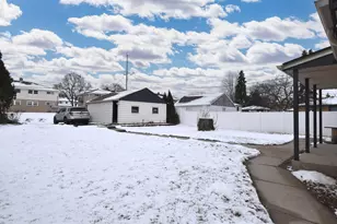 1625 W Leroy Ave, Milwaukee, WI 53221 - Photo 33