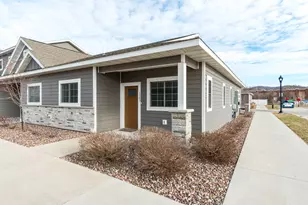 1303 Hagar St, La Crosse, WI 54603 - Photo 1