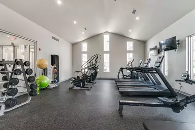 1303  Hagar St, La Crosse, WI 54603 - Photo 25