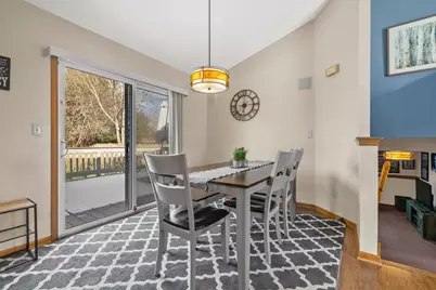 702  Fox Knoll Dr, Racine, WI 53185 - Photo 13