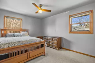 702 Fox Knoll Dr, Racine, WI 53185 - Photo 19