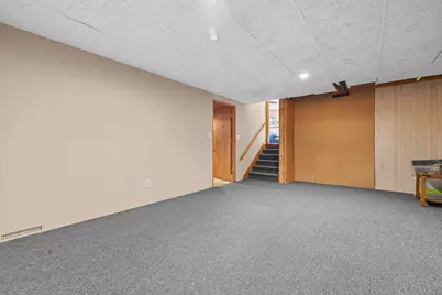 702  Fox Knoll Dr, Racine, WI 53185 - Photo 27