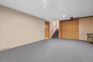 702 Fox Knoll Dr, Racine, WI 53185 - Photo 27