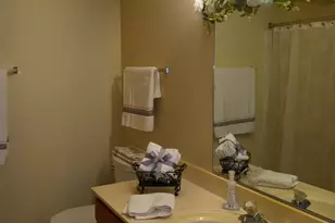 160 W Aspen Ct, Oak Creek, WI 53154 - Photo 23