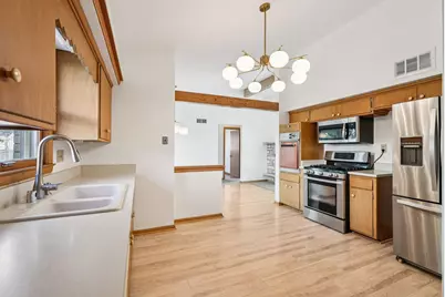 10322 W Concordia Ave, Wauwatosa, WI 53222 - Photo 15