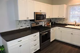 1003 Peterson St, Fort Atkinson, WI 53538 - Photo 11