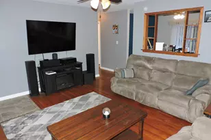 1003 Peterson St, Fort Atkinson, WI 53538 - Photo 3