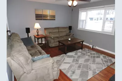 1003  Peterson St, Fort Atkinson, WI 53538 - Photo 5