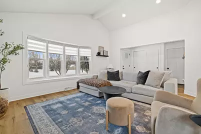 3315  98th Pl, Pleasant Prairie, WI 53158 - Photo 5