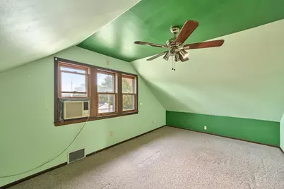 2113 E Tripoli Ave, Saint Francis, WI 53235 - Photo 25