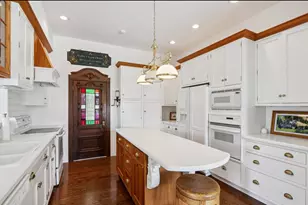 N1474 Fontana Ridge Rd, Fontana, WI 53125 - Photo 9