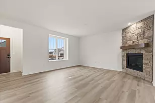 590 Twin Creeks Dr, Dousman, WI 53118 - Photo 17