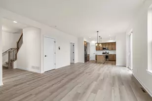 149 Twin Creeks Ct, Dousman, WI 53118 - Photo 11
