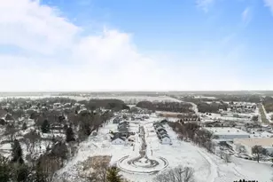 1579 Meadowview Ct, Whitewater, WI 53190 - Photo 3