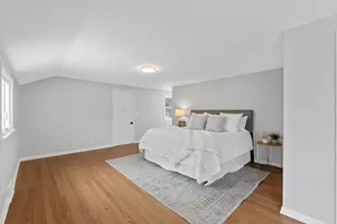 10525 N Fairway Ln, Mequon, WI 53092 - Photo 23