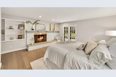 10525 N Fairway Ln, Mequon, WI 53092 - Photo 31