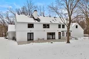 10525 N Fairway Ln, Mequon, WI 53092 - Photo 45