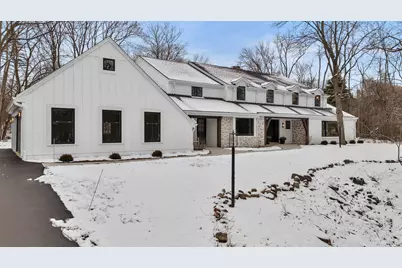 10525 N Fairway Ln, Mequon, WI 53092 - Photo 1