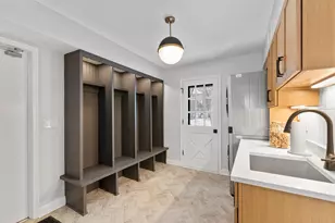 10525 N Fairway Ln, Mequon, WI 53092 - Photo 23