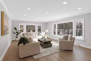 10525 N Fairway Ln, Mequon, WI 53092 - Photo 5