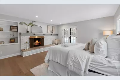 10525 N Fairway Ln, Mequon, WI 53092 - Photo 21