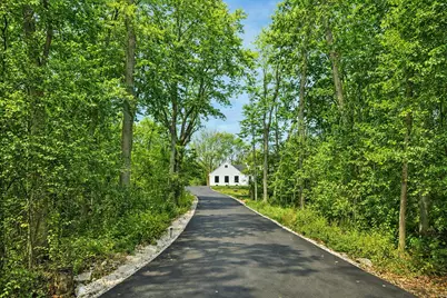 10525 N Fairway Ln, Mequon, WI 53092 - Photo 41