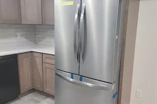 725 Sydney Dr, Racine, WI 53402 - Photo 5