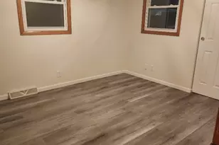 725 Sydney Dr, Racine, WI 53402 - Photo 13