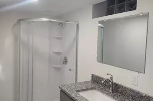 725 Sydney Dr, Racine, WI 53402 - Photo 19