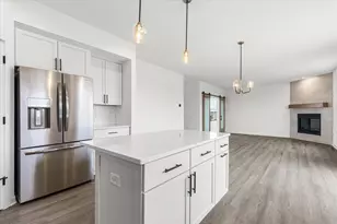 584 Twin Creeks Dr, Dousman, WI 53118 - Photo 17