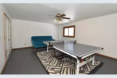 7904 S 67th St, Franklin, WI 53132 - Photo 27