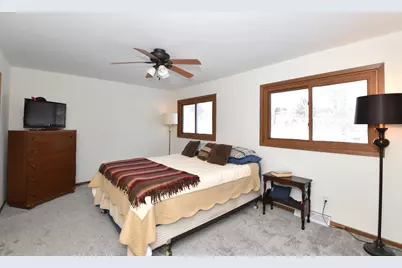 7904 S 67th St, Franklin, WI 53132 - Photo 19