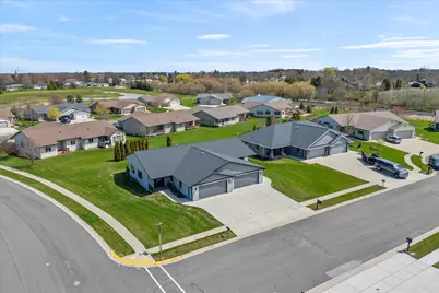 140  Sunrise Ct, Cedar Grove, WI 53013 - Photo 39