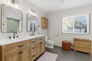 1115 Riverway Ct, Pewaukee, WI 53072 - Photo 17