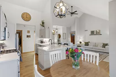 1115  Riverway Ct, Pewaukee, WI 53072 - Photo 9