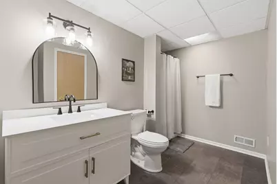 1115  Riverway Ct, Pewaukee, WI 53072 - Photo 27