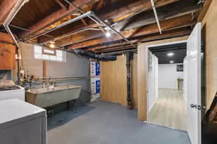 1401 Meadowbrook Blvd, Racine, WI 53405 - Photo 33