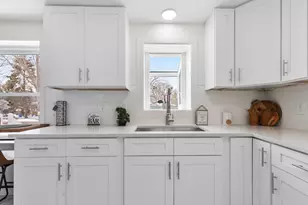 1401 Meadowbrook Blvd, Racine, WI 53405 - Photo 31