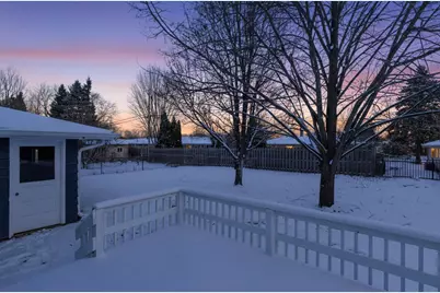 1401  Meadowbrook Blvd, Racine, WI 53405 - Photo 11