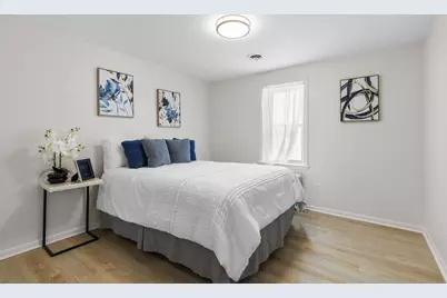 1401  Meadowbrook Blvd, Racine, WI 53405 - Photo 13