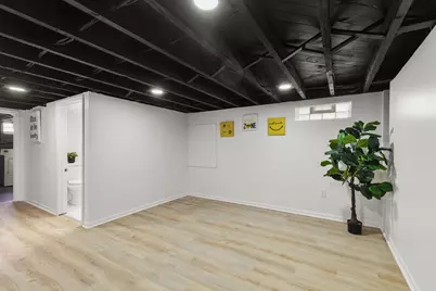 1401  Meadowbrook Blvd, Racine, WI 53405 - Photo 37