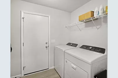 830  Burr Oak Ct, Oconomowoc, WI 53066 - Photo 21