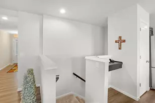 830 Burr Oak Ct, Oconomowoc, WI 53066 - Photo 23