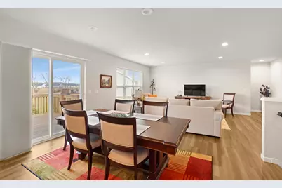 830  Burr Oak Ct, Oconomowoc, WI 53066 - Photo 7