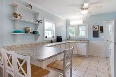 1300  Dodge St, Lake Geneva, WI 53147 - Photo 11