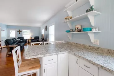 1300  Dodge St, Lake Geneva, WI 53147 - Photo 9