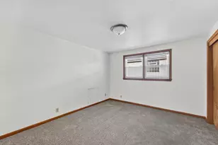 2545 S 60th St, West Allis, WI 53219 - Photo 9