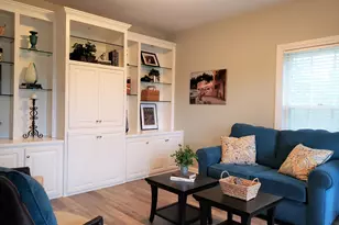 W280N1690 Golf View Dr, Delafield, WI 53072 - Photo 7