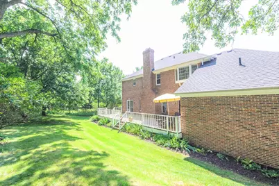 W280N1690  Golf View Dr, Delafield, WI 53072 - Photo 19