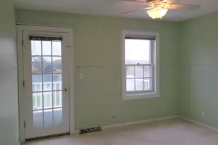 W280N1690 Golf View Dr, Delafield, WI 53072 - Photo 11